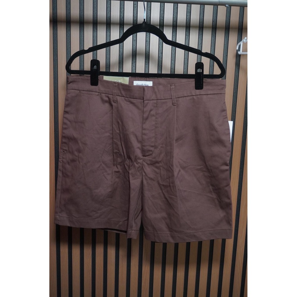 Goodfellow & Co Mens Pleated Shorts Brown Size 34 NWT Tailored Casual Chino